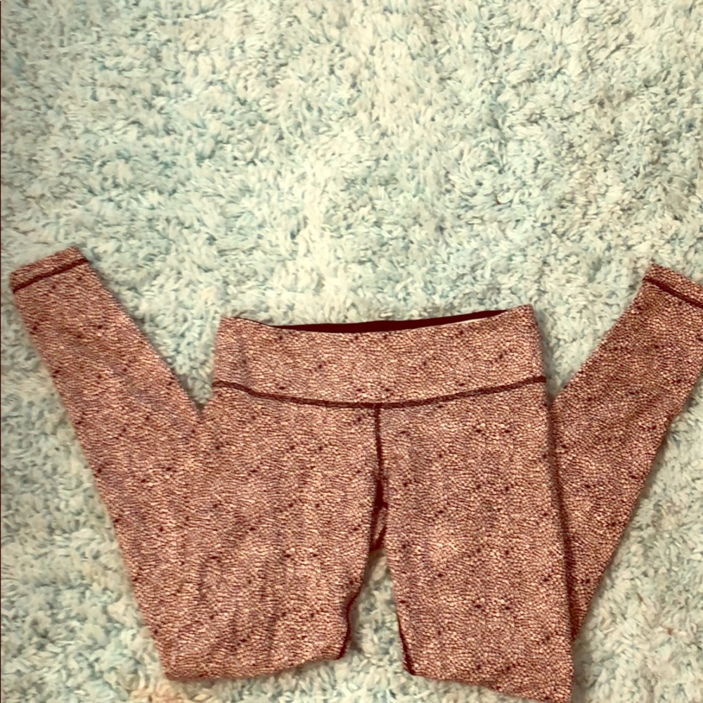 Lululemon Lotus Black and White legging